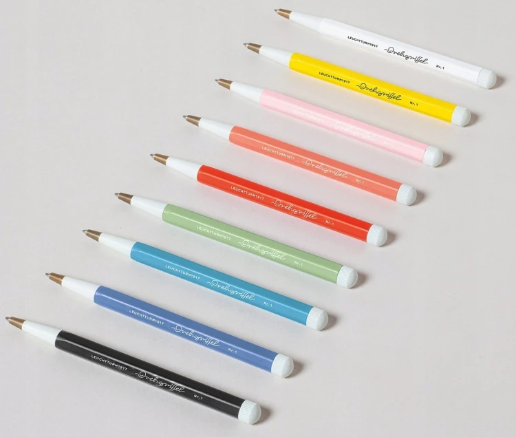 LEUCHTTURM1917-Dlugopis-obrotowy-twist-na-wklady-Drehgriffel-LILAC-Waga-produktu-z-opakowaniem-jednostkowym-0-1-kg.jpg
