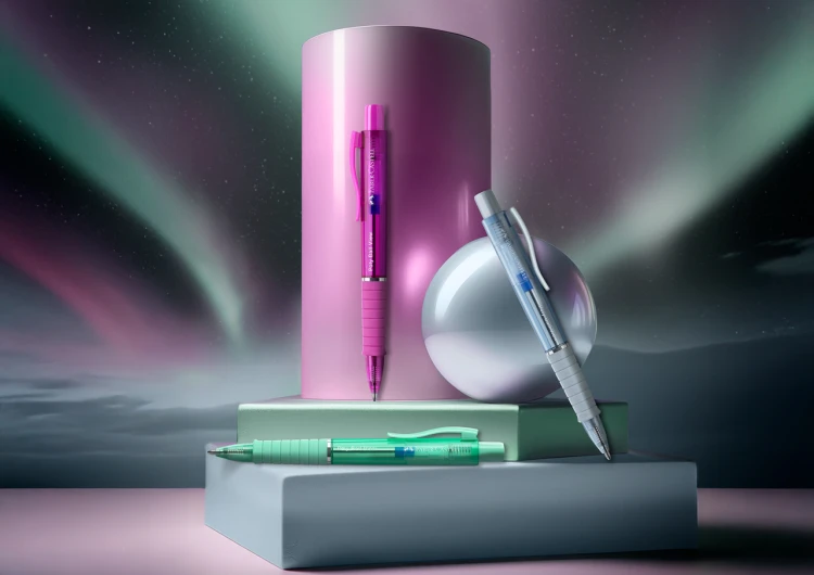 Aurora Colors Inszenierung generiert Poly Ball Views quer RZ 0725 _NR_PS_Office.jpg