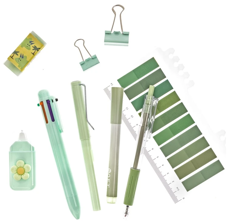 ZESTAW SZKOLNO BIUROWY 9 ELEMENTOWY - PASTEL GREEN.jpg