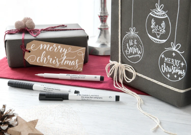 Pitt Artist Pen white Xmas_PS_Office.jpg