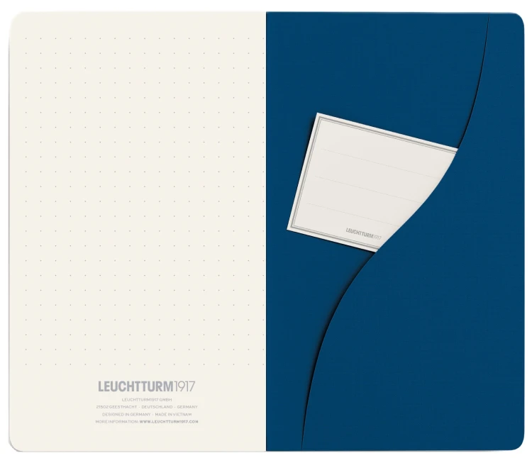 400725_LT1917_Jottbook_Pur_Pocket_A6_Dotted_Indigo_Tasche_Rueckseite_2560px_144DPI_sRGB.jpg