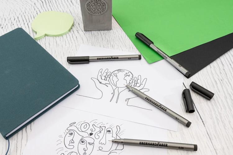 558104_Pigment Fineliner 4x_PS_Office.jpg