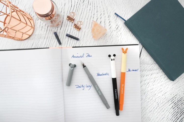 Animal-Pen_Milieuaufnahmen_alle_3_1_PS_Office.jpg
