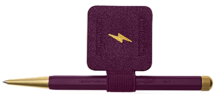 LT1917_BJ_PL_mit_DG_Nr1_Purple26_2560x2560px_144dpi_sRGB.jpg