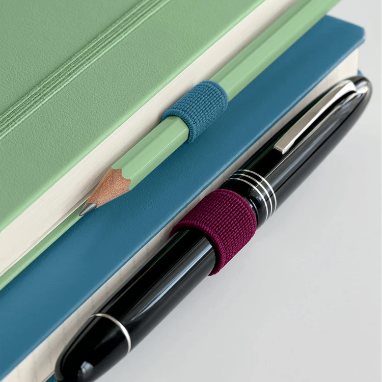 leuchtturm1917-pen-loop-xl-2.jpg